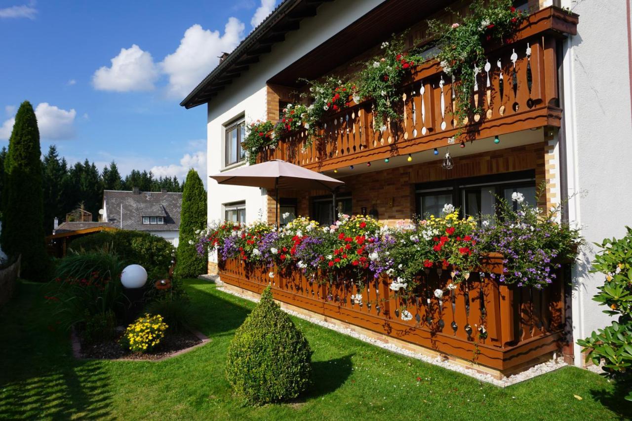 Ferienwohnungen Und Gaestezimmer Herrmann Steinbach am Wald Εξωτερικό φωτογραφία